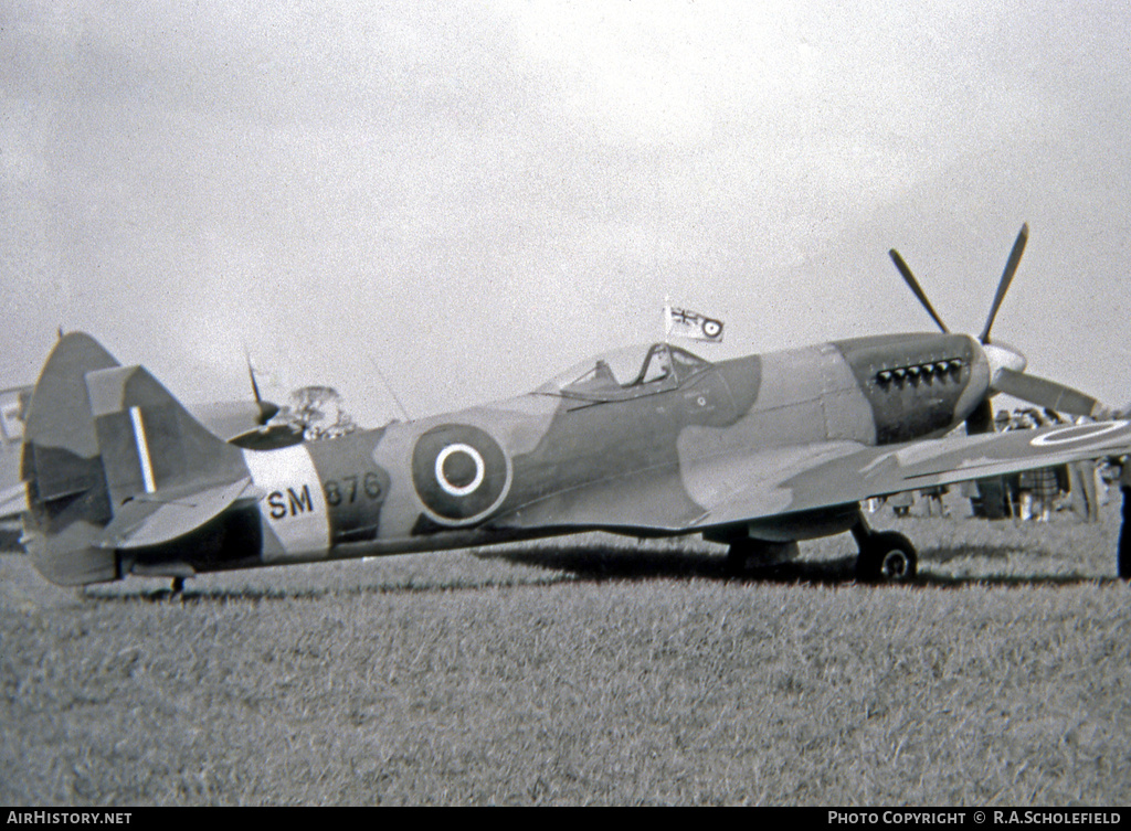 Aircraft Photo of SM876 | Supermarine 379 Spitfire FR14E | UK - Air Force | AirHistory.net #10337