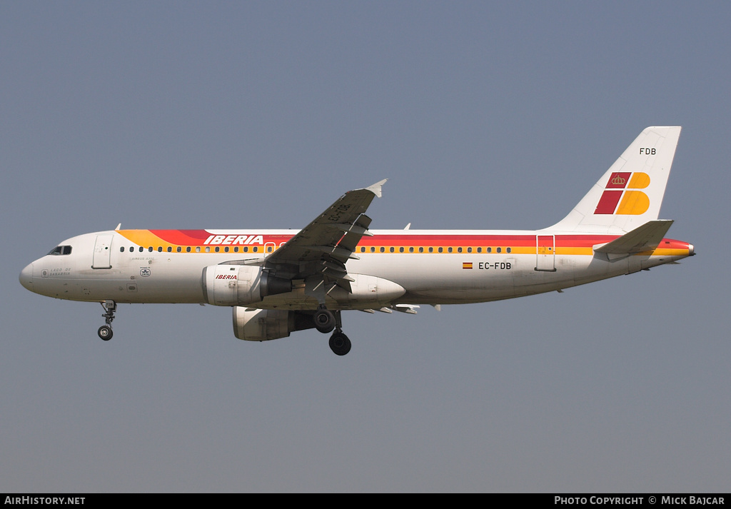 Aircraft Photo of EC-FDB | Airbus A320-211 | Iberia | AirHistory.net #10371