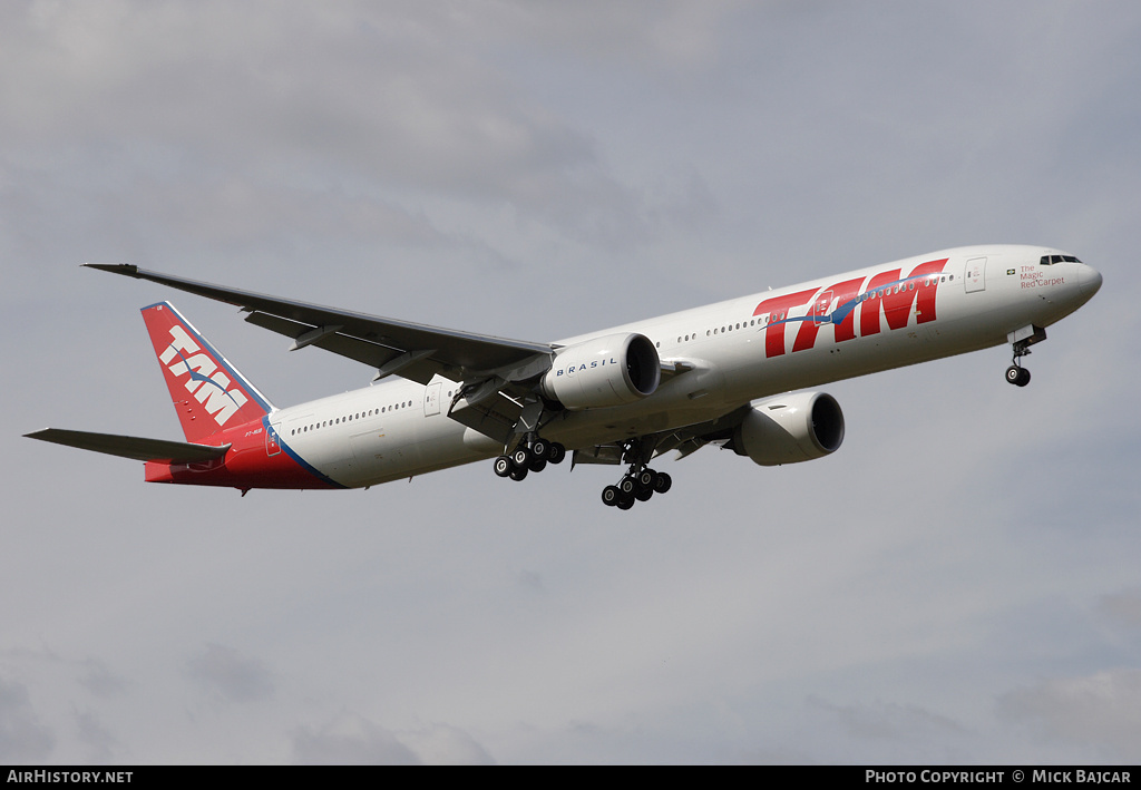Aircraft Photo of PT-MUB | Boeing 777-32W/ER | TAM Linhas Aéreas | AirHistory.net #10489