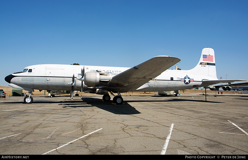 Aircraft Photo of 51-17651 / 51-7651 | Douglas C-118B Liftmaster (DC-6A) | USA - Air Force | AirHistory.net #10727