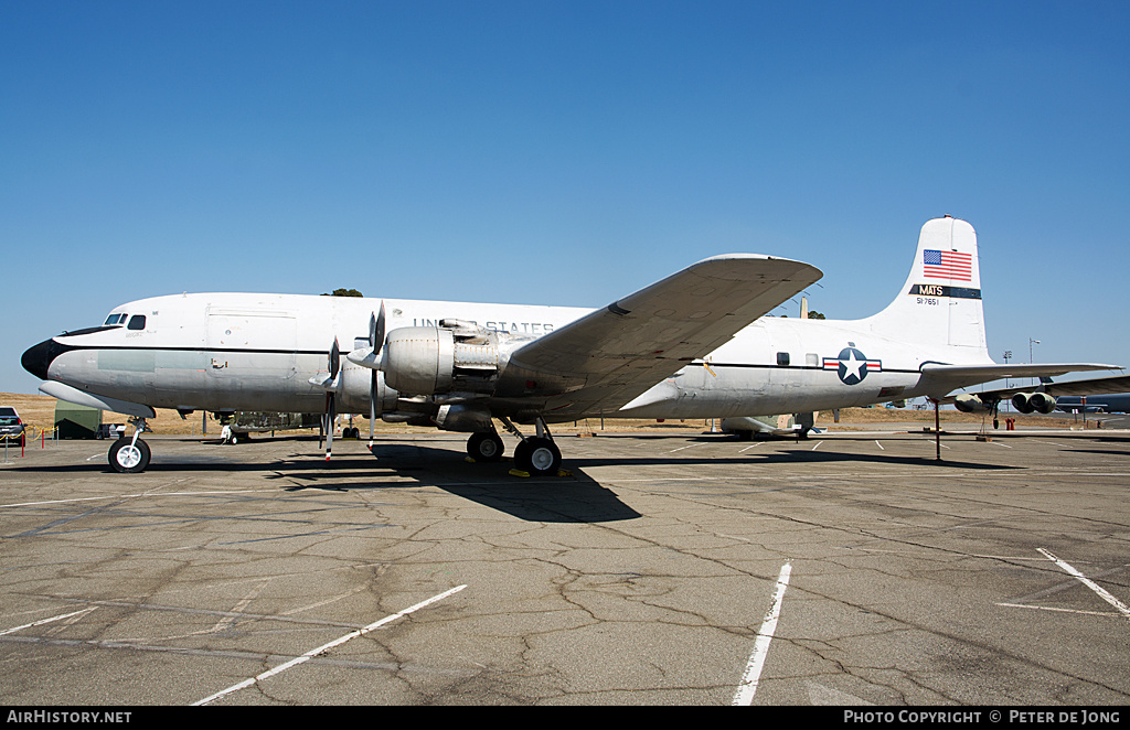 Aircraft Photo of 51-17651 / 51-7651 | Douglas C-118B Liftmaster | USA - Air Force | AirHistory.net #10727