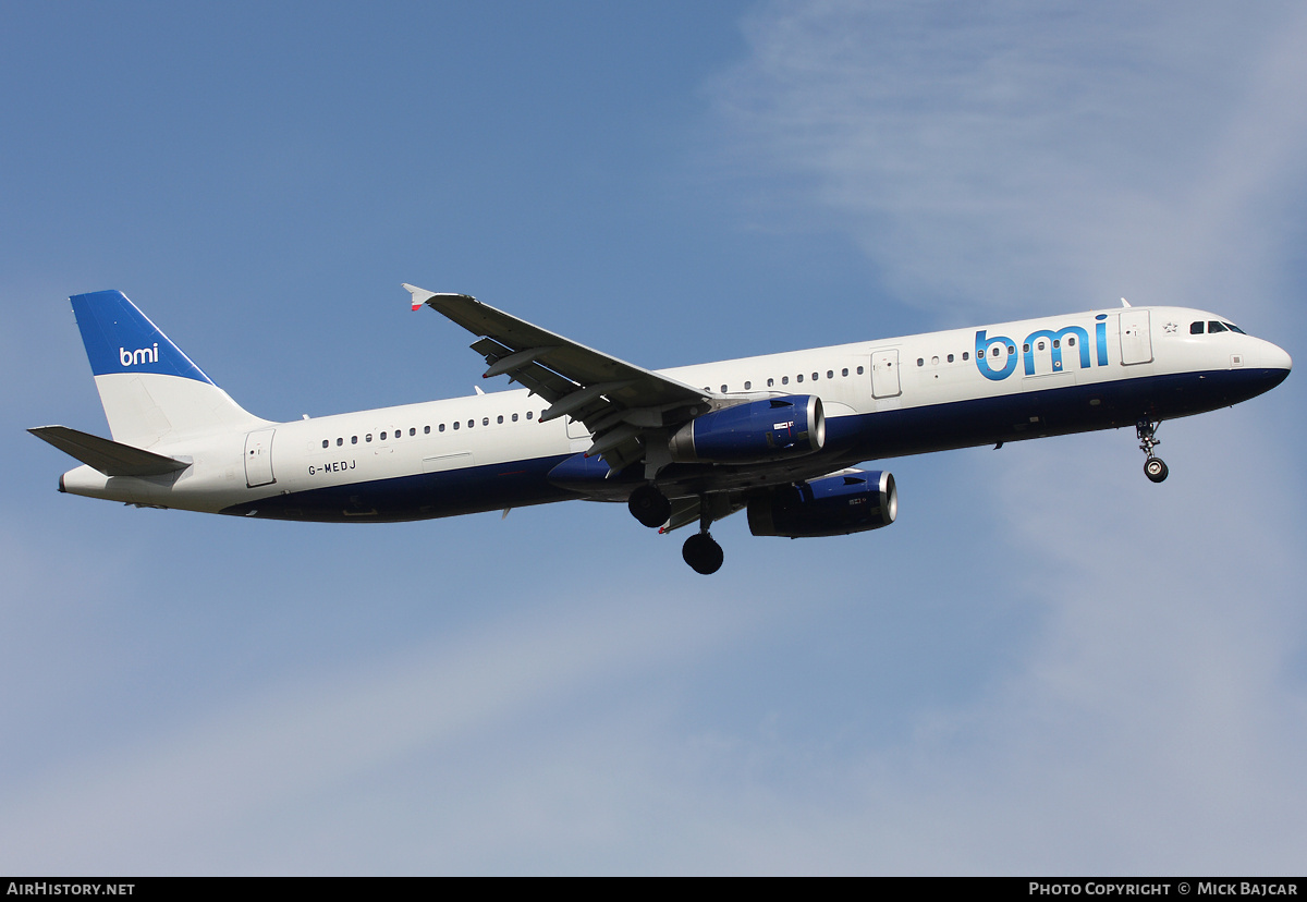 Aircraft Photo of G-MEDJ | Airbus A321-231 | BMI - British Midland International | AirHistory.net #10883