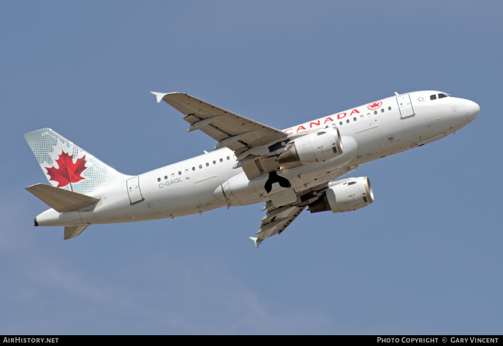 Aircraft Photo of C-GAQL | Airbus A319-114 | Air Canada | AirHistory.net #10902