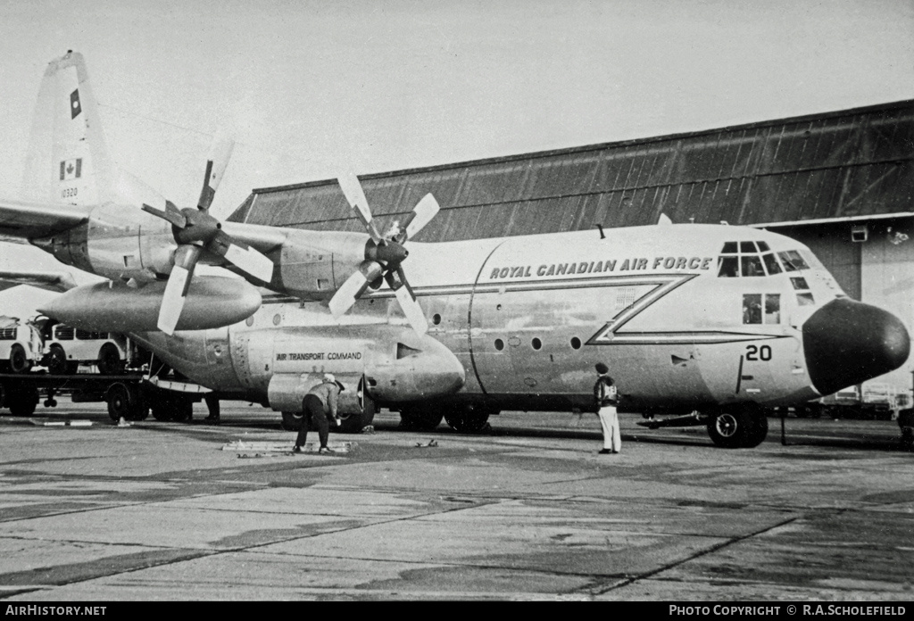 Aircraft Photo of 10320 | Lockheed CC-130E Hercules | Canada - Air Force | AirHistory.net #10916