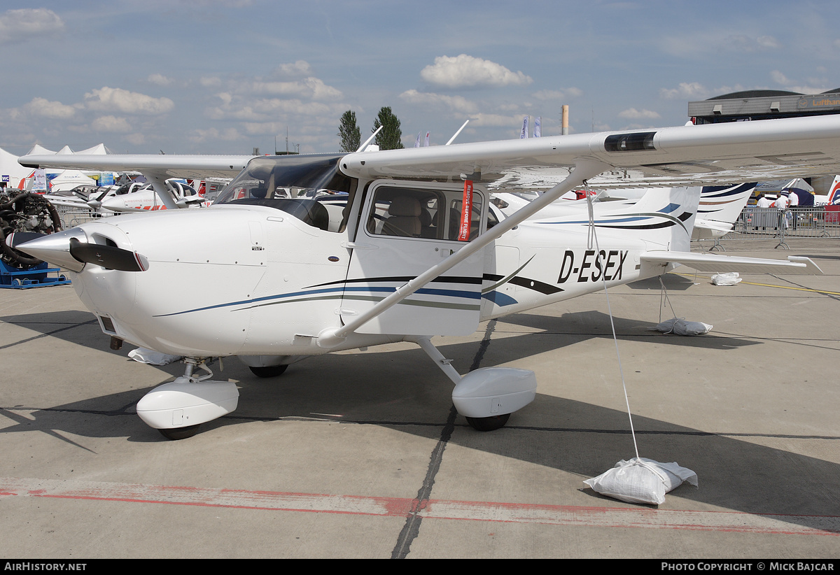 Aircraft Photo of D-ESEX | Cessna 172S Skyhawk SP II | AirHistory.net #11045