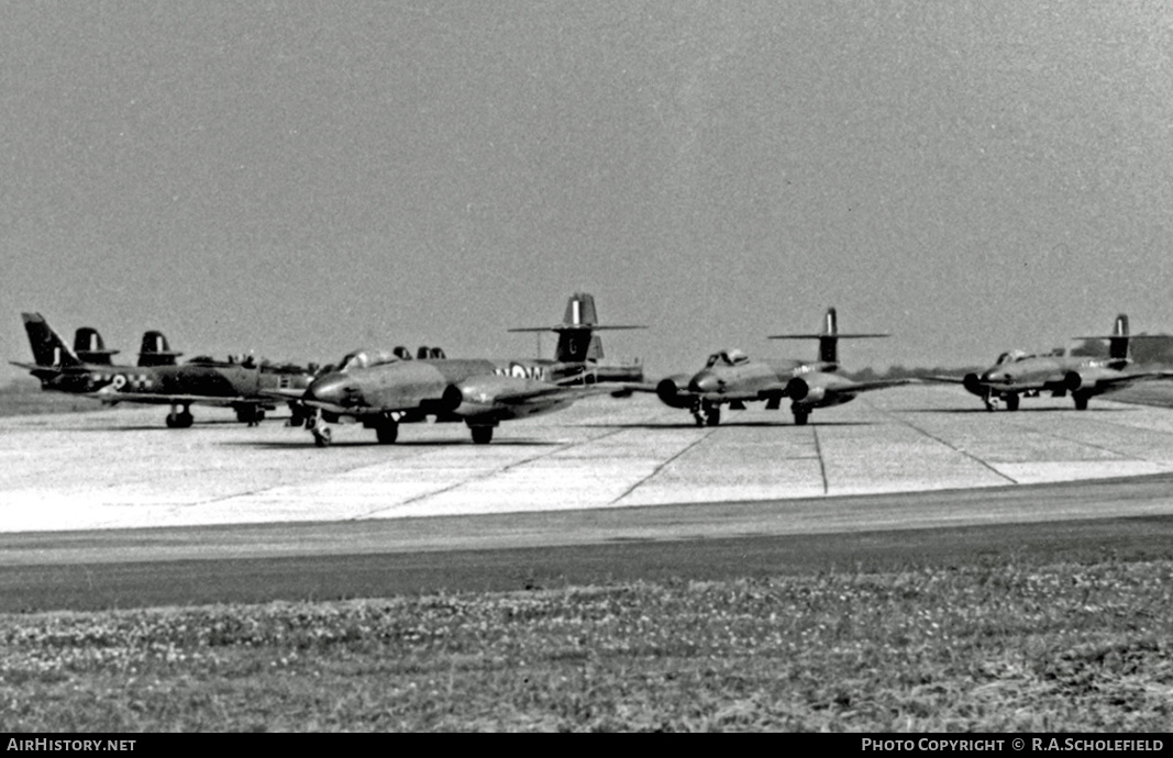 Aircraft Photo of WA879 | Gloster Meteor F8 | UK - Air Force | AirHistory.net #11071