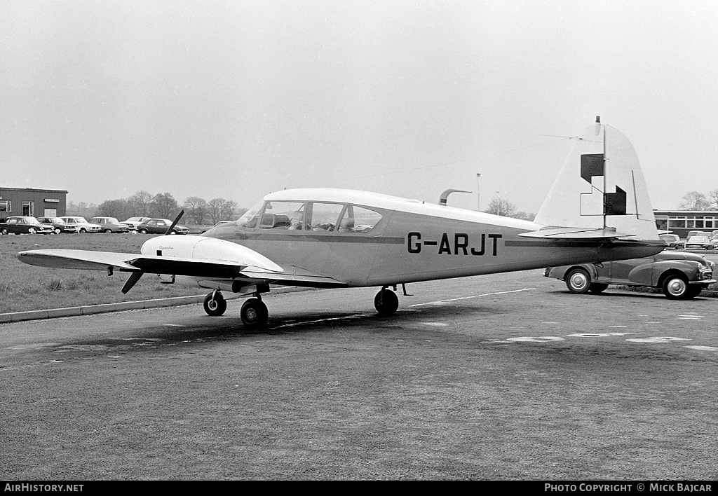 Aircraft Photo of G-ARJT | Piper PA-23-160 Apache G | AirHistory.net #11111