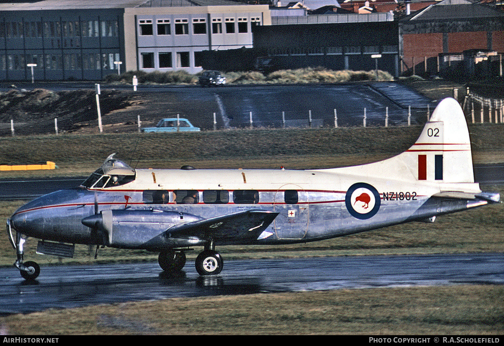 Aircraft Photo of NZ1802 | De Havilland D.H. 104 Devon C1 | New Zealand - Air Force | AirHistory.net #11190