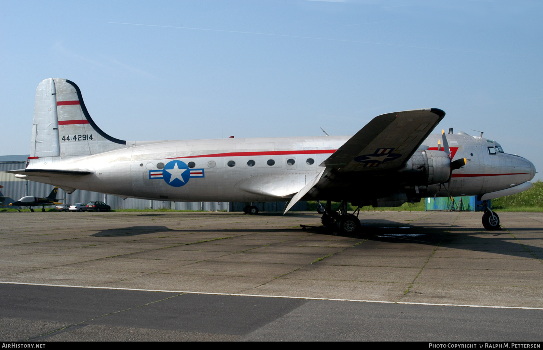 Aircraft Photo of N31356 / 44-42914 | Douglas DC-4-1009 | USA - Air Force | AirHistory.net #11446