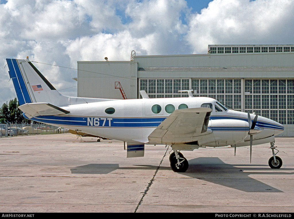 Aircraft Photo of N67T | Beech 88 Queen Air | AirHistory.net #11470