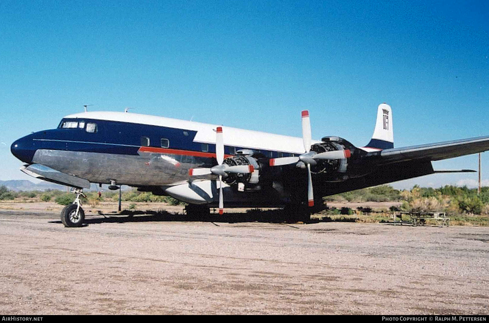 Aircraft Photo of N4887C | Douglas DC-7B/AT | International Air Response | AirHistory.net #11477