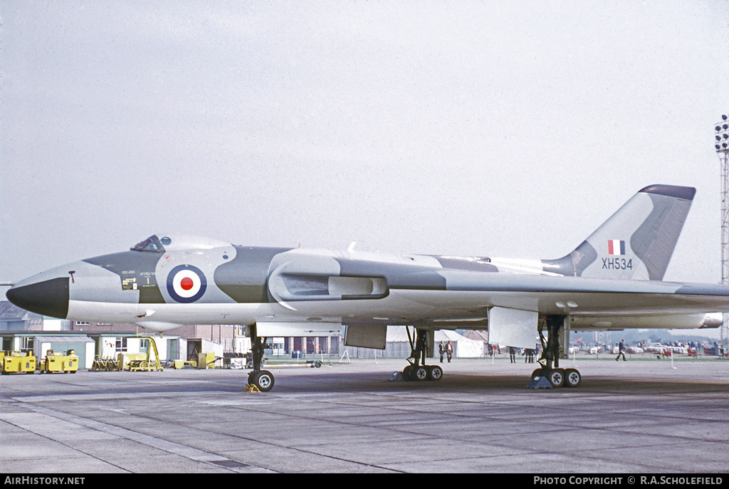Aircraft Photo of XH534 | Avro 698 Vulcan B.2 | UK - Air Force | AirHistory.net #11621