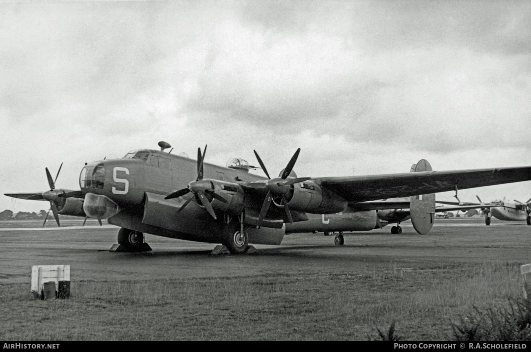 Aircraft Photo of VP292 | Avro 696 Shackleton MR1 | UK - Air Force | AirHistory.net #11633