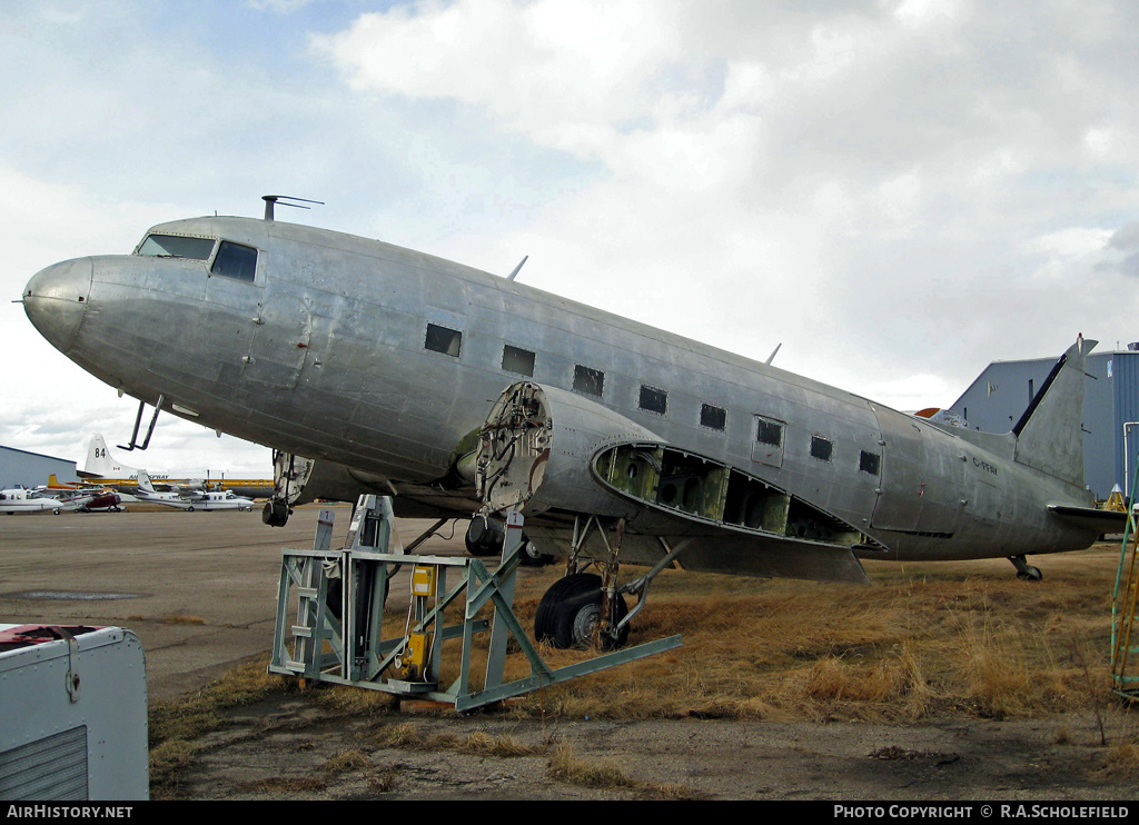 Aircraft Photo of C-FFAY | Douglas C-47 Skytrain | AirHistory.net #11716