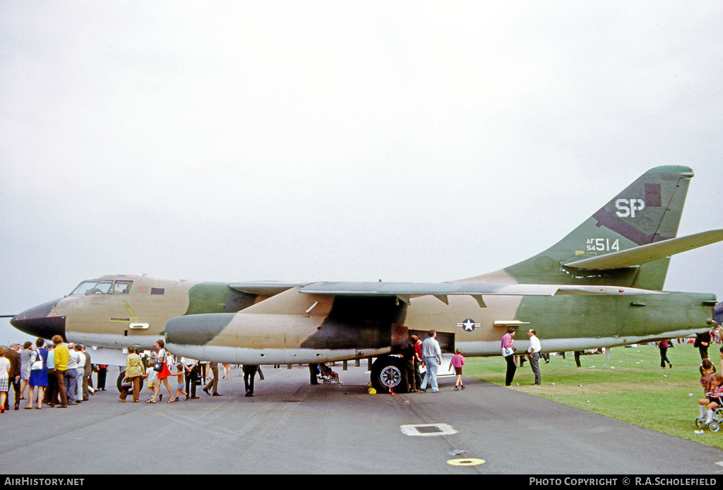 Aircraft Photo of 54-514 / AF54-514 | Douglas EB-66E Destroyer | USA - Air Force | AirHistory.net #11782