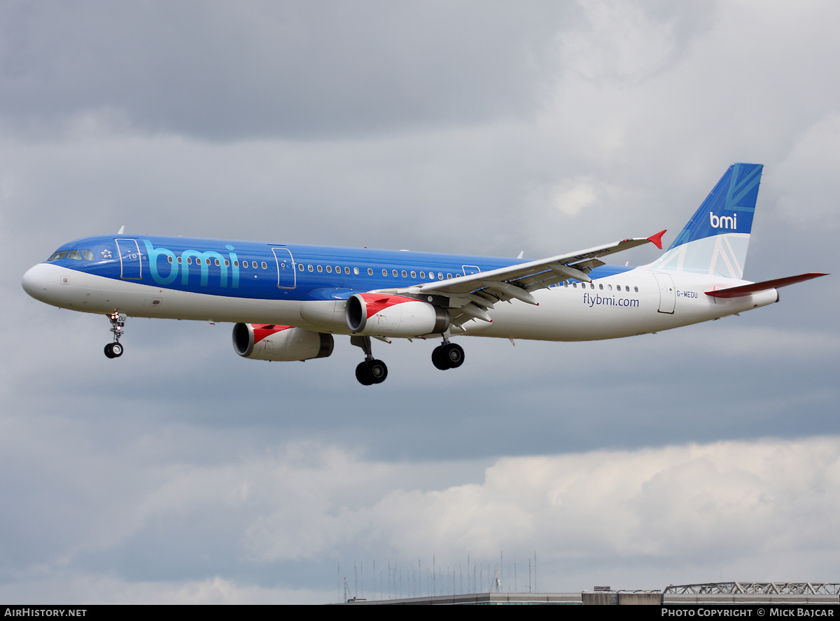 Aircraft Photo of G-MEDU | Airbus A321-231 | BMI - British Midland International | AirHistory.net #11867