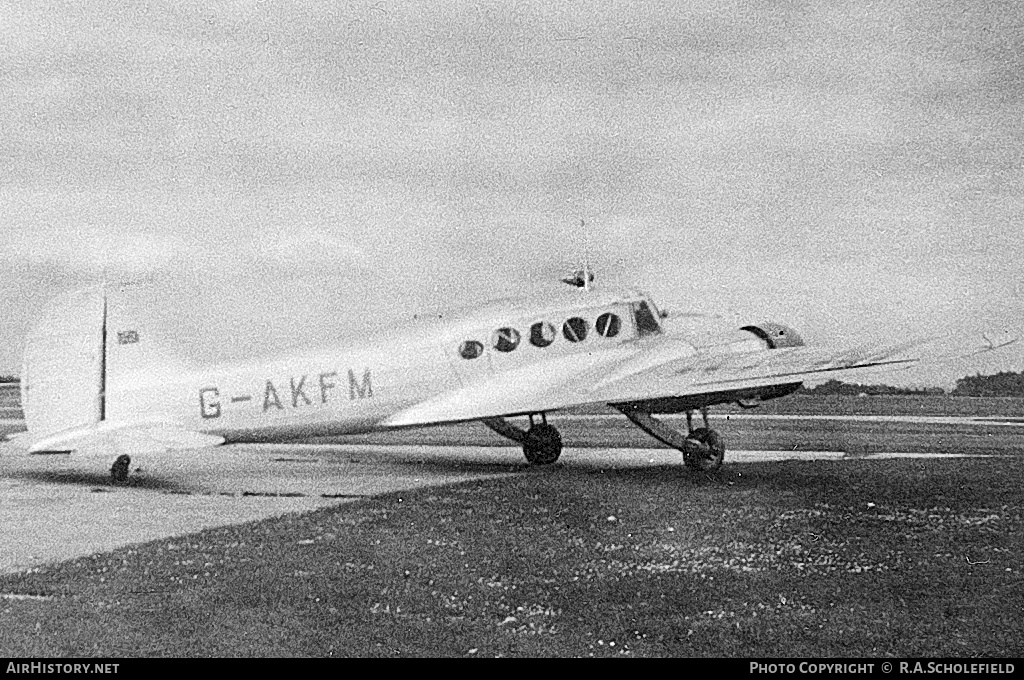 Aircraft Photo of G-AKFM | Avro 652A Anson I | Finglands Airways | AirHistory.net #11873