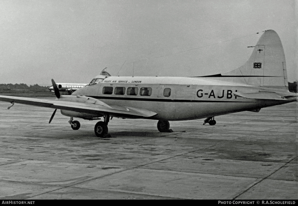 Aircraft Photo of G-AJBI | De Havilland D.H. 104 Dove 1B | Olley Air Service | AirHistory.net #11923
