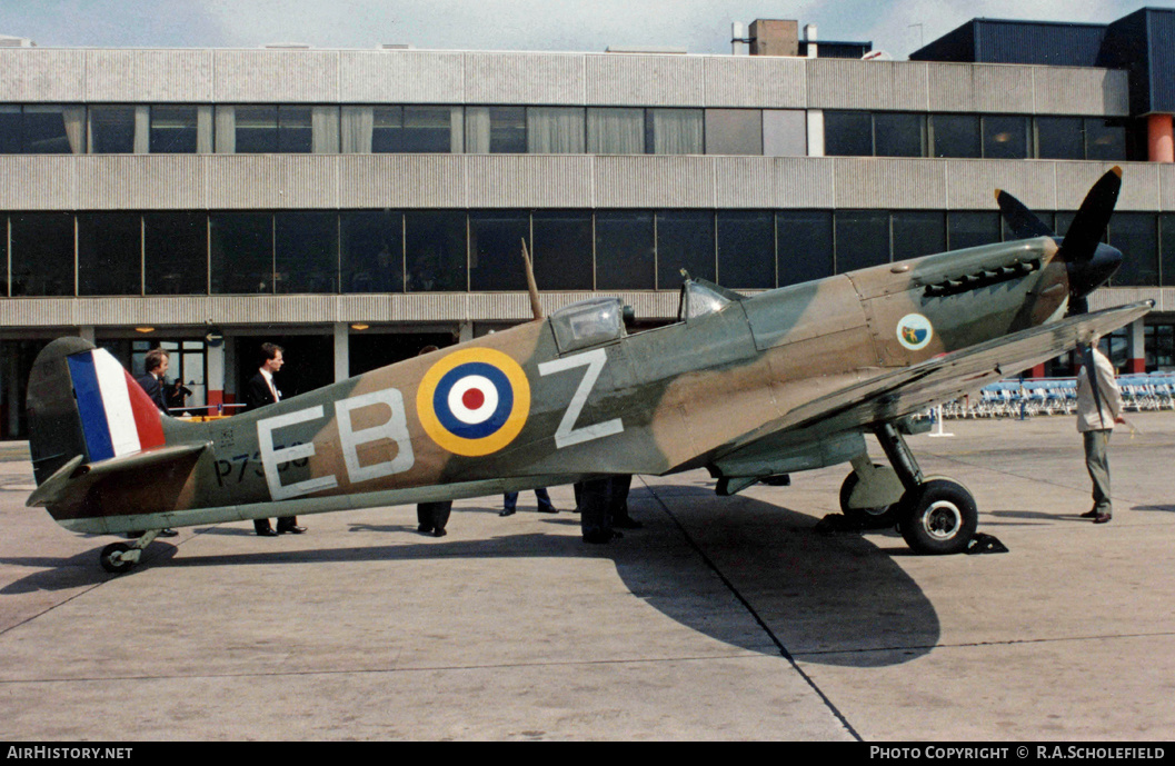 Aircraft Photo of P7350 | Supermarine 329 Spitfire Mk2A | UK - Air Force | AirHistory.net #12148
