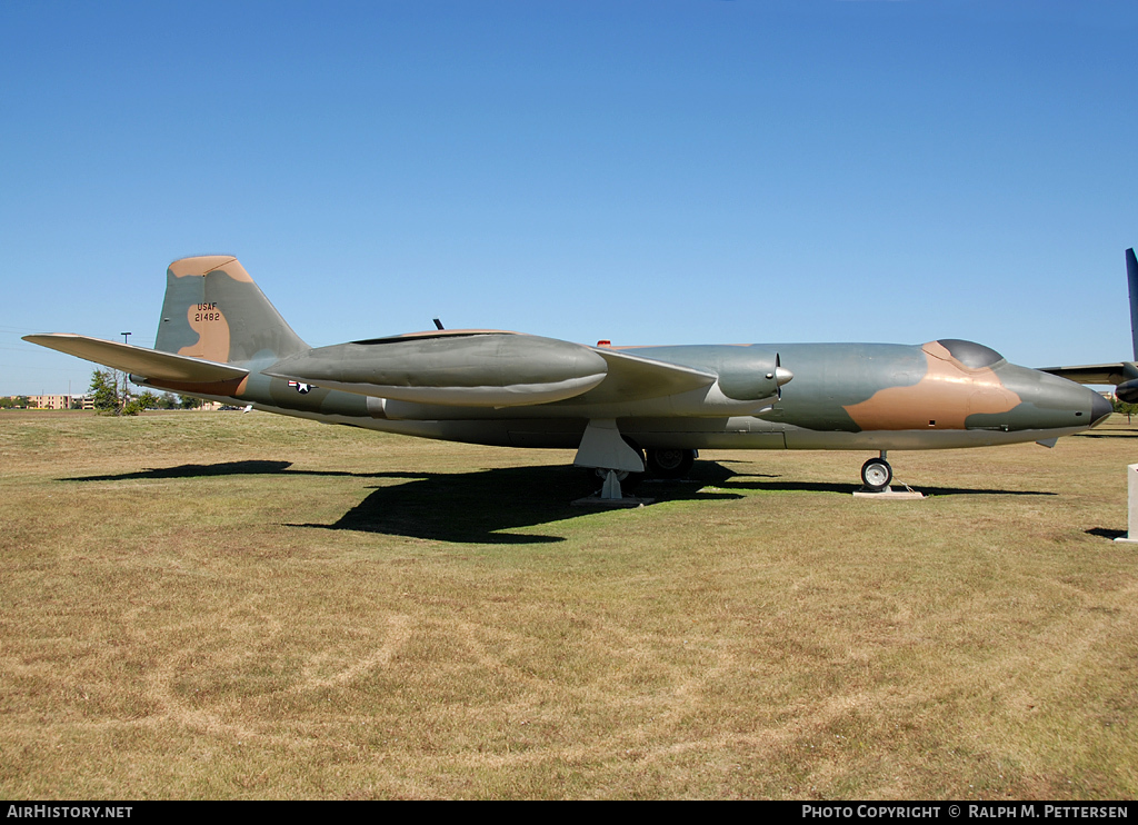 Aircraft Photo of 52-1482 / 21482 | Martin EB-57A Canberra | USA - Air Force | AirHistory.net #12222