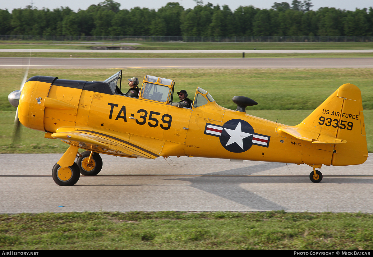 Aircraft Photo of N44FL / 93359 | North American AT-6G Texan | USA - Air Force | AirHistory.net #12287