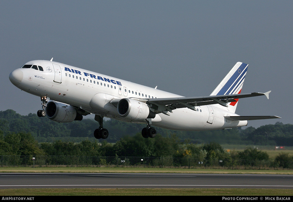 Aircraft Photo of F-GFKZ | Airbus A320-211 | Air France | AirHistory.net #12998