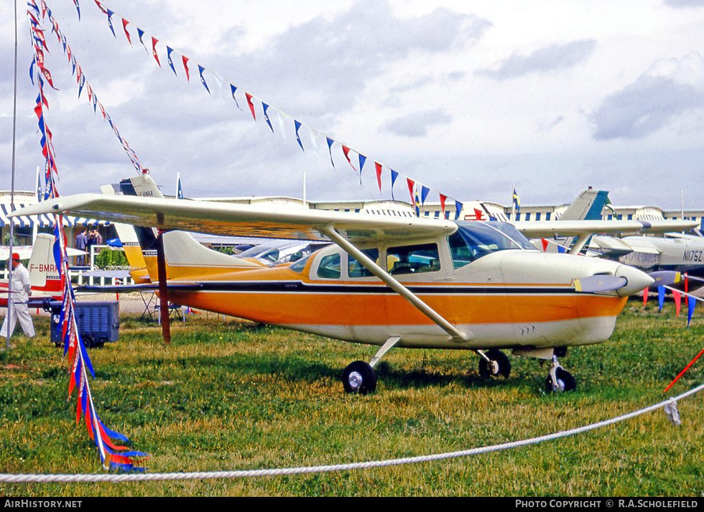 Aircraft Photo of F-BNAA | Cessna 210E Centurion | AirHistory.net #13071