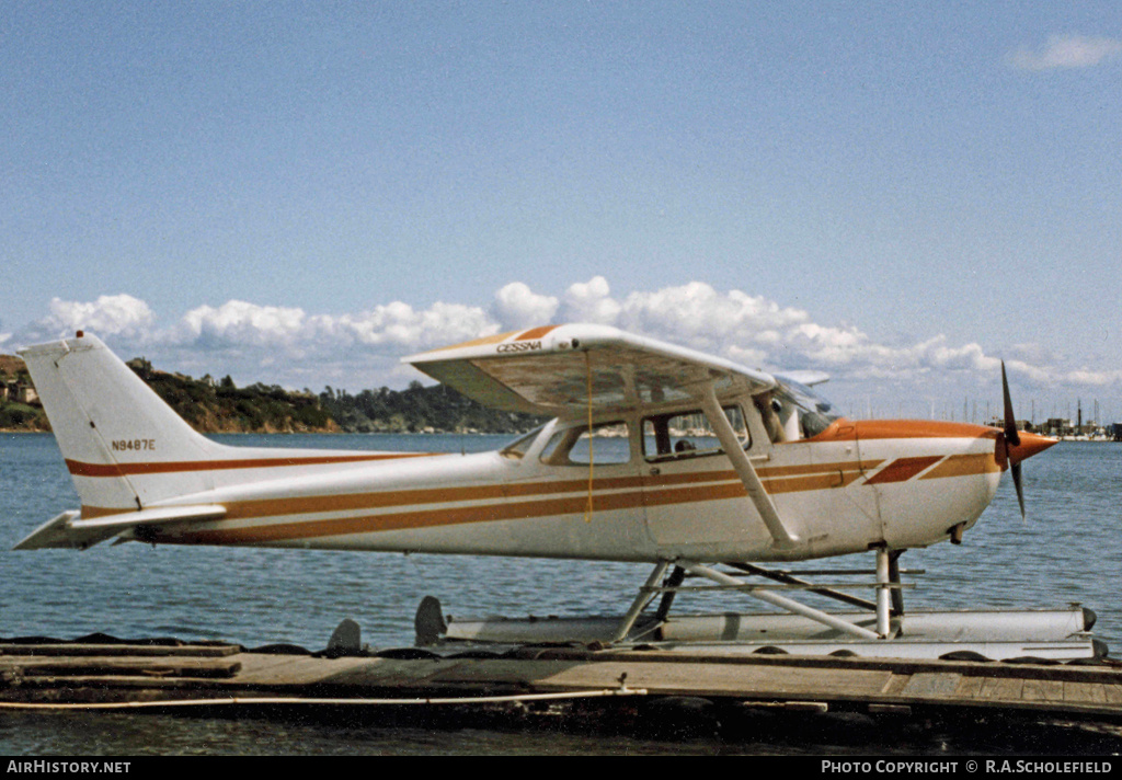 Aircraft Photo of N9487E | Cessna 172N | Commodore Seaplanes | AirHistory.net #13073