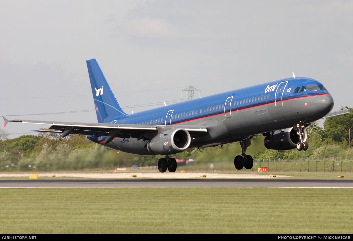 Aircraft Photo of G-MIDJ | Airbus A321-231 | BMI - British Midland International | AirHistory.net #13391