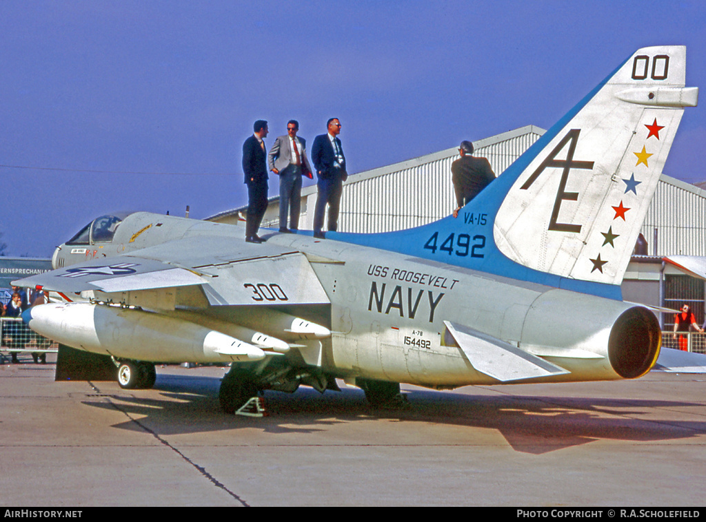 Aircraft Photo of 154492 / 4492 | LTV A-7B Corsair II | USA - Navy | AirHistory.net #13403