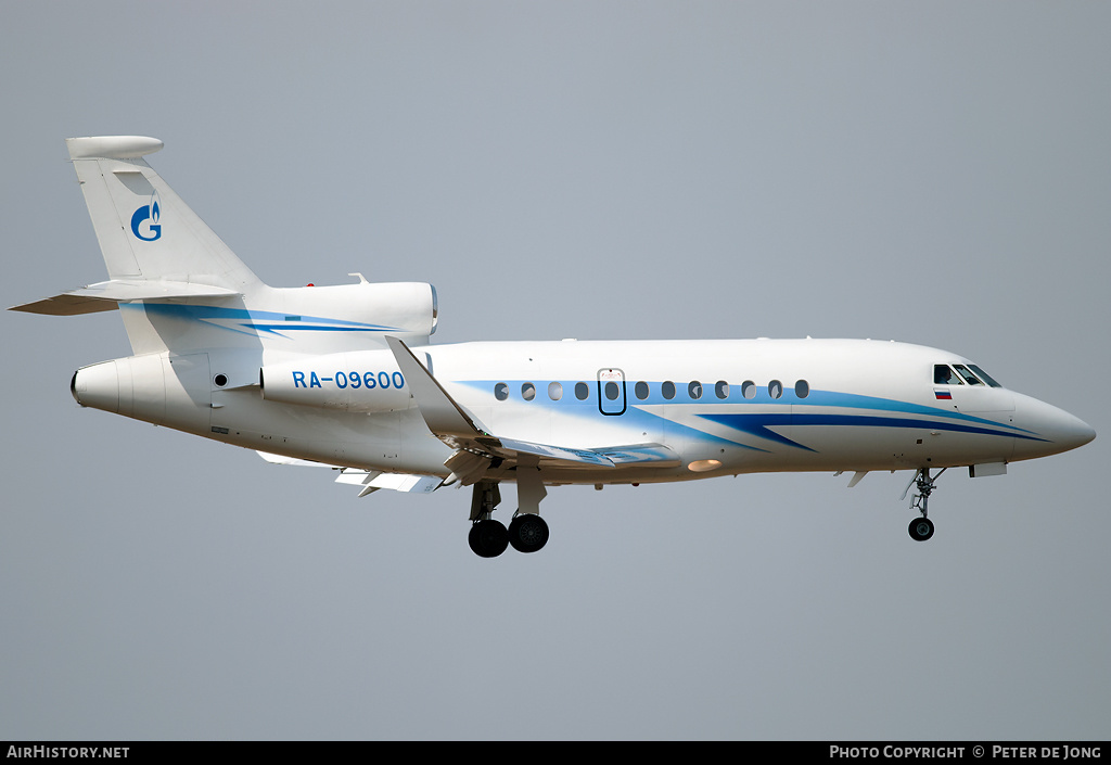 Aircraft Photo of RA-09600 | Dassault Falcon 900LX | Gazpromavia | AirHistory.net #13583