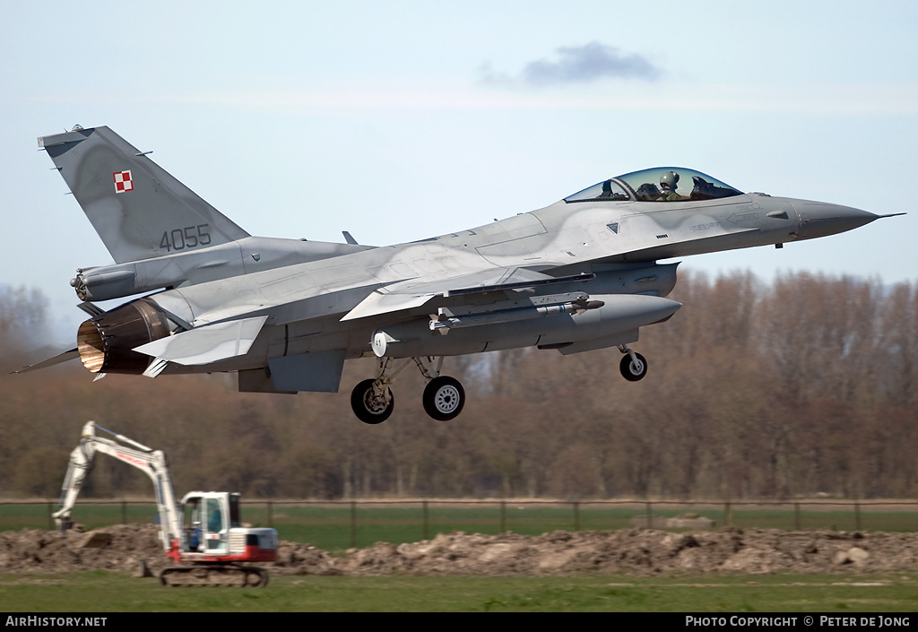 Aircraft Photo of 4055 | Lockheed Martin F-16CJ Fighting Falcon | Poland - Air Force | AirHistory.net #13624