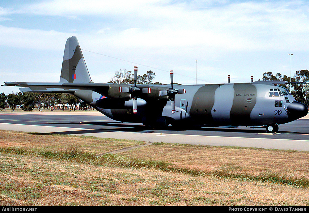 Aircraft Photo of XV212 | Lockheed C-130K Hercules C3P (L-382) | UK - Air Force | AirHistory.net #13633