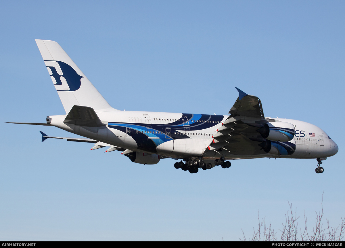 Aircraft Photo of 9M-MNA | Airbus A380-841 | Malaysia Airlines | AirHistory.net #13961