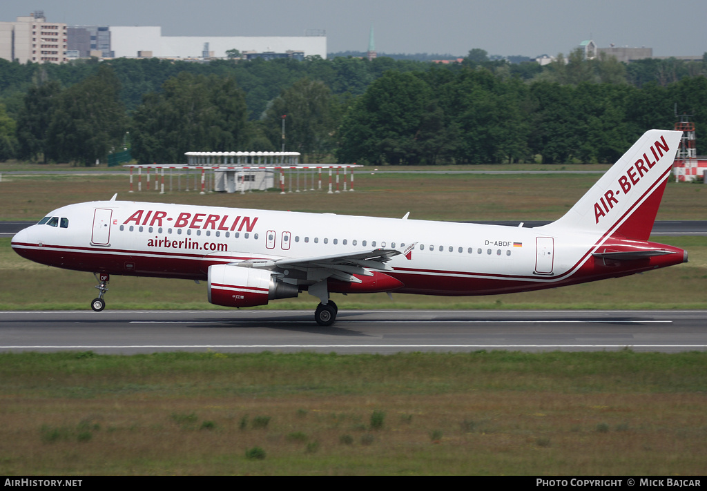 Aircraft Photo of D-ABDF | Airbus A320-214 | Air Berlin | AirHistory.net #14076