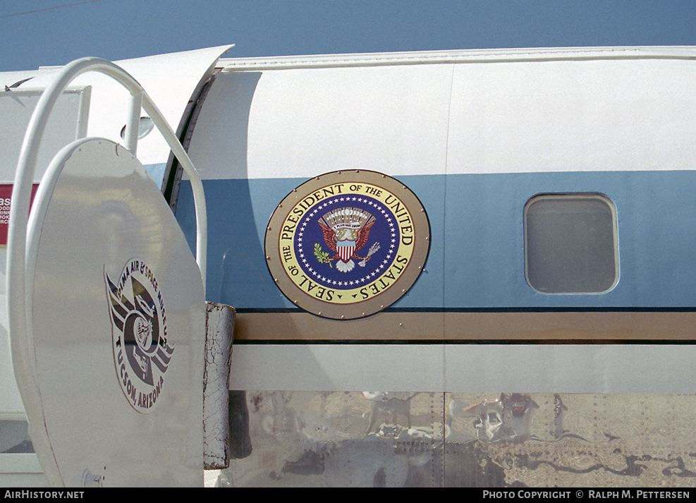 Aircraft Photo of 53-3240 | Douglas VC-118A Liftmaster (DC-6A) | USA - Air Force | AirHistory.net #14119