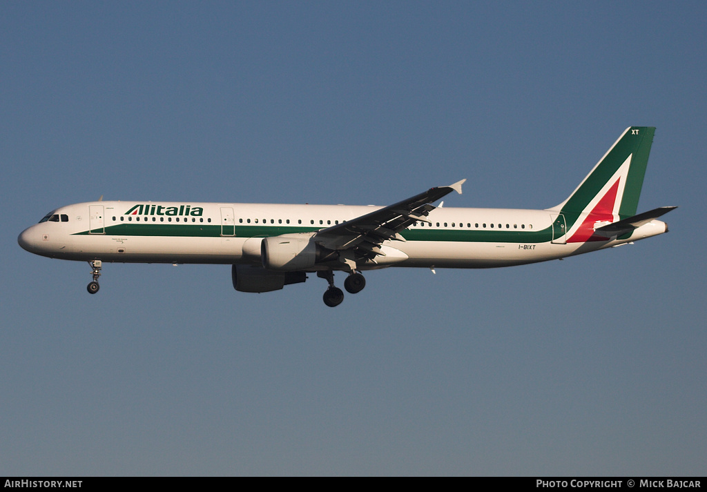 Aircraft Photo of I-BIXT | Airbus A321-112 | Alitalia | AirHistory.net #14186