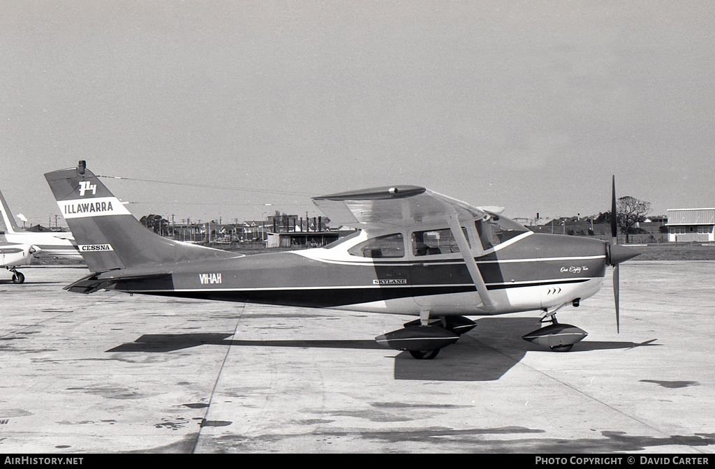 Aircraft Photo of VH-IAH | Cessna 182H Skylane | Illawarra Flying School | AirHistory.net #14192