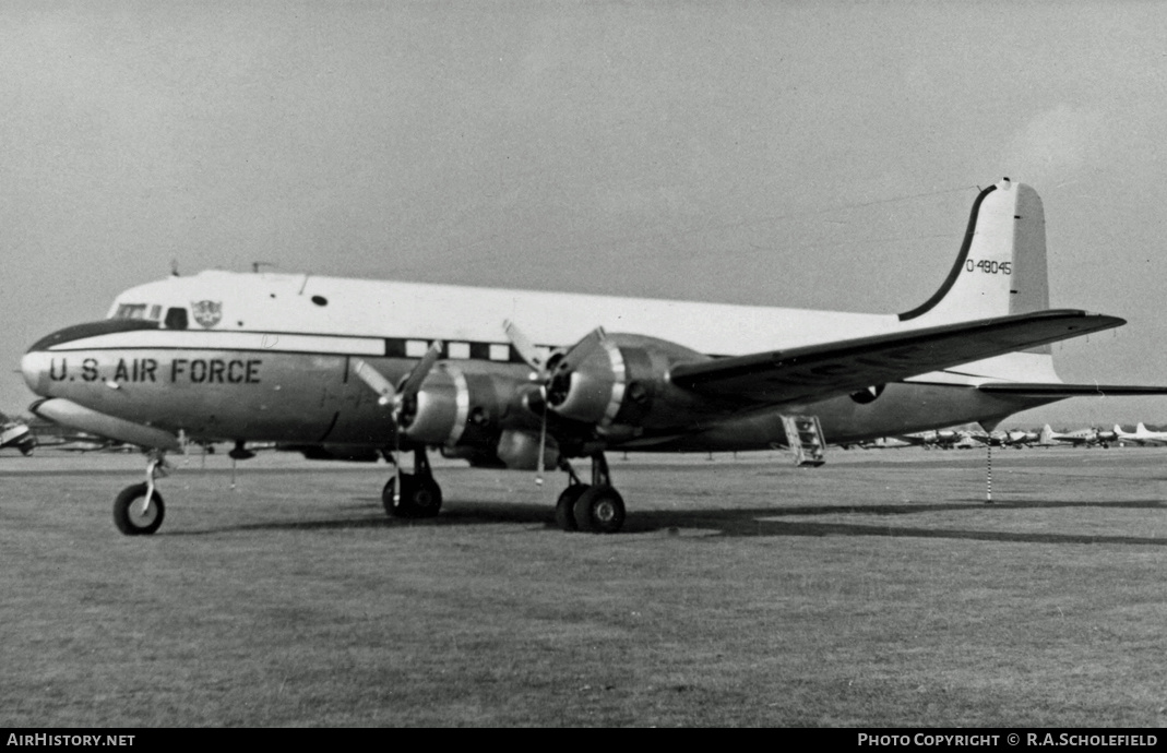 Aircraft Photo of 44-9045 / 0-49045 | Douglas C-54E Skymaster | USA - Air Force | AirHistory.net #14222