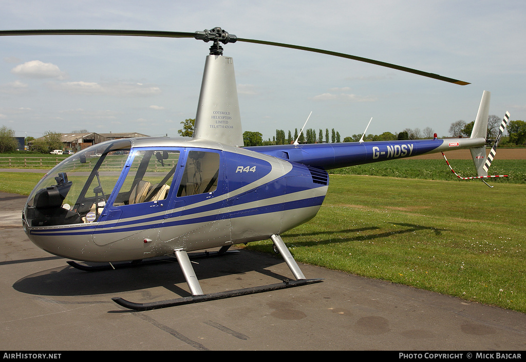 Aircraft Photo of G-NOSY | Robinson R-44 Astro | Cotswold Helicopters | AirHistory.net #14257