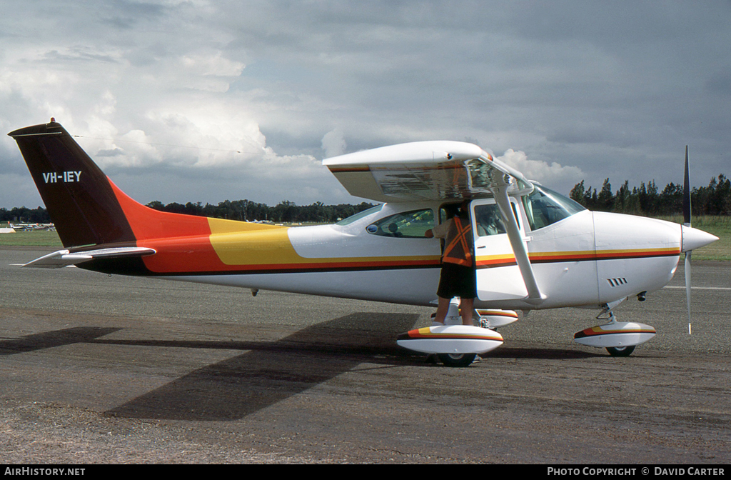 Aircraft Photo of VH-IEY | Cessna 182P Skylane II | AirHistory.net #14484