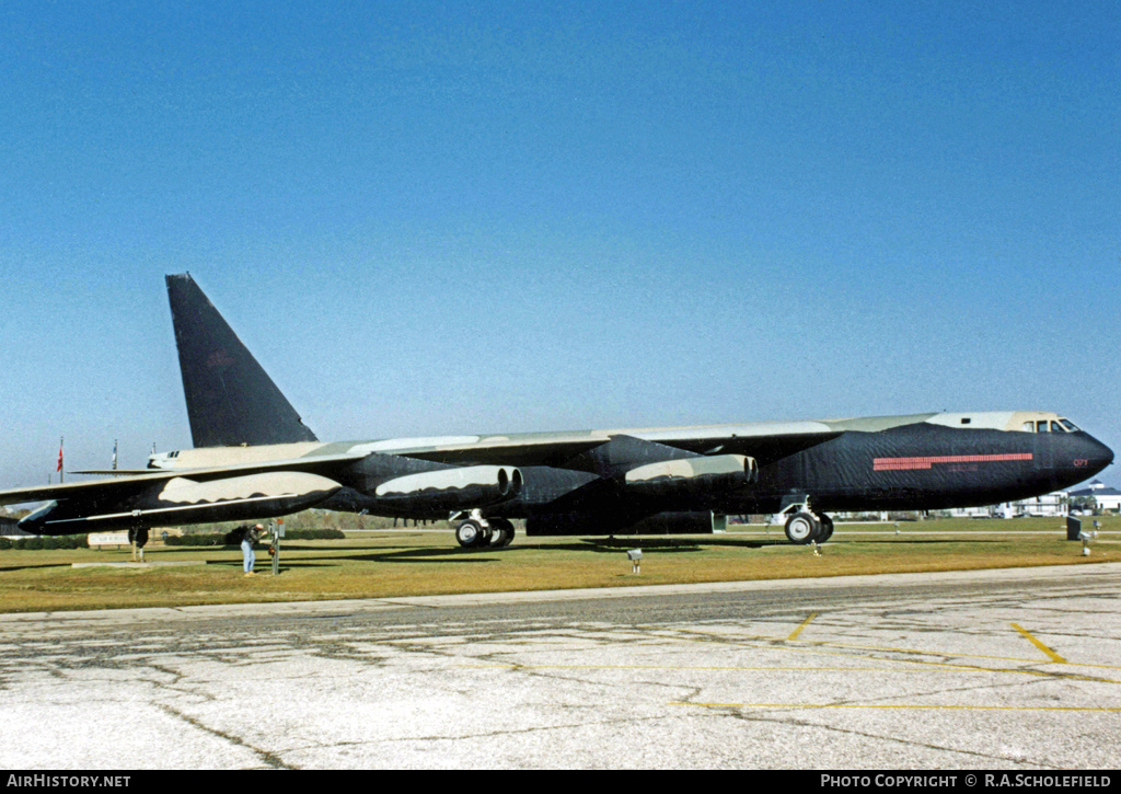 Aircraft Photo of 55-071 / 50071 | Boeing B-52D Stratofortress | USA - Air Force | AirHistory.net #14547