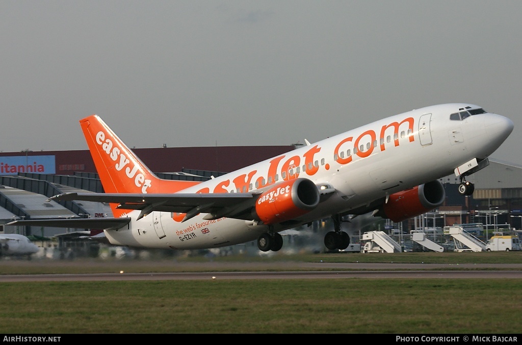 Aircraft Photo of G-EZYR | Boeing 737-33V | EasyJet | AirHistory.net #14551
