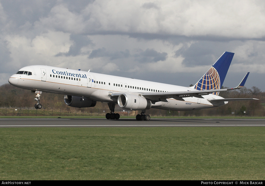 Aircraft Photo of N19117 | Boeing 757-224 | Continental Airlines | AirHistory.net #14568