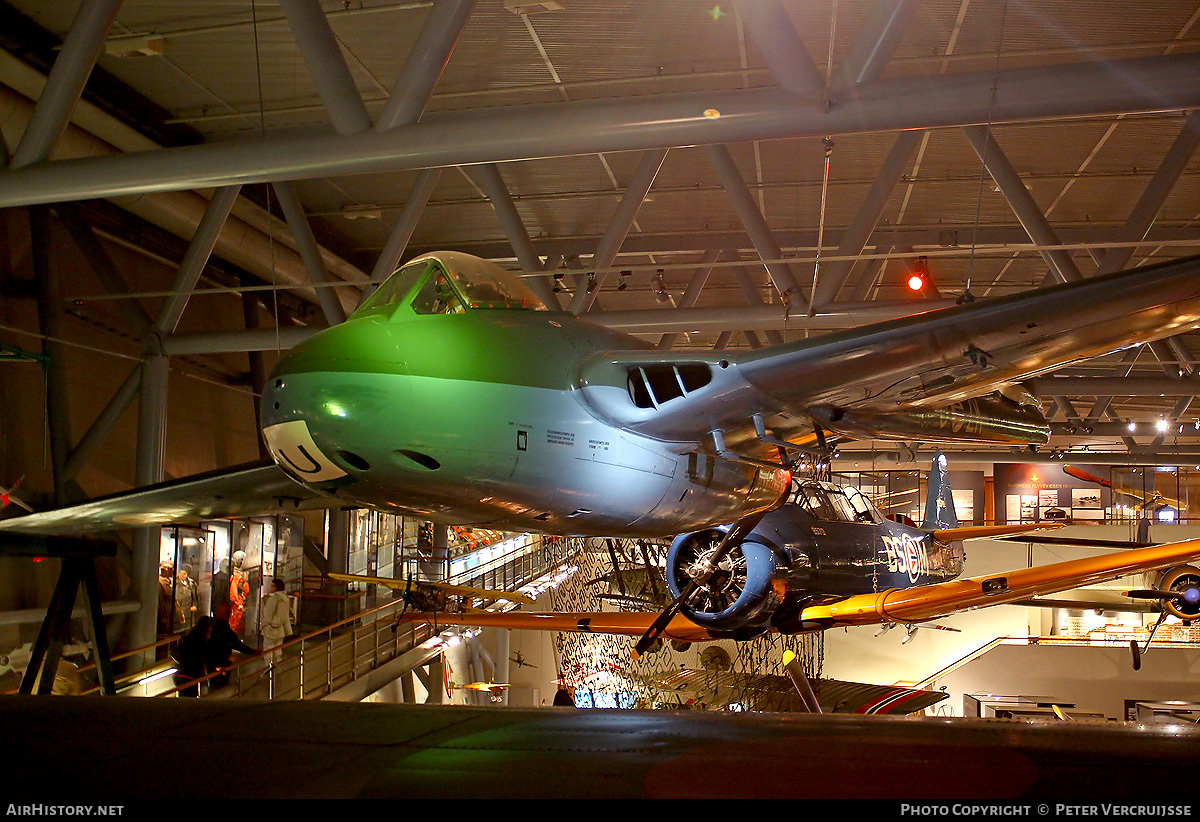 Aircraft Photo of V0184 | De Havilland D.H. 100 Vampire FB52 | Norway - Air Force | AirHistory.net #14598