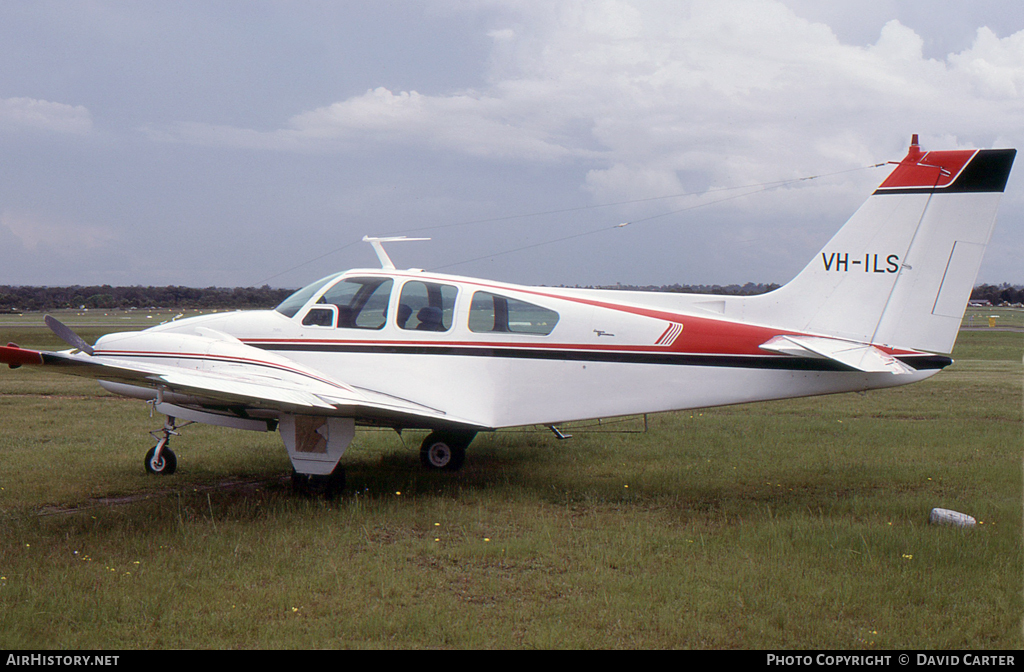Aircraft Photo of VH-ILS | Beech D55 Baron | AirHistory.net #14663