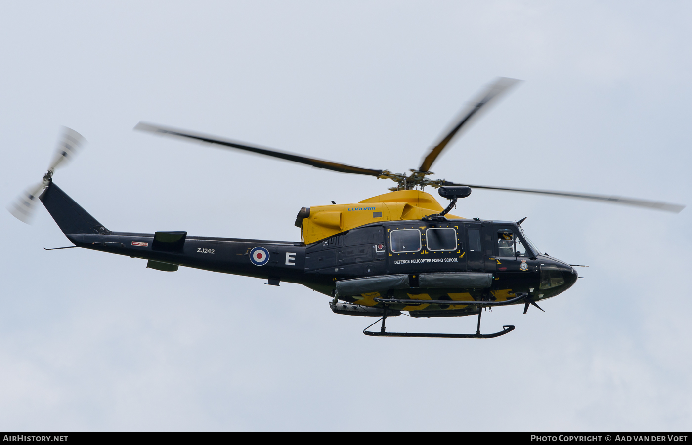 Aircraft Photo of ZJ242 | Bell 412EP Griffin HT1 | UK - Air Force | AirHistory.net #14847