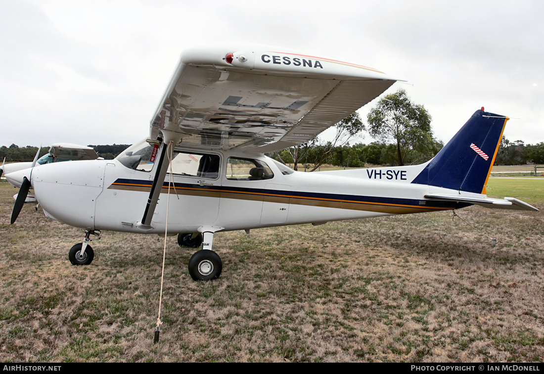 Aircraft Photo of VH-SYE | Cessna 172R Skyhawk | AirHistory.net #14926