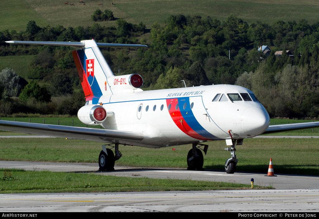 Aircraft Photo of OM-BYL | Yakovlev Yak-40 | Slovakia - Government | AirHistory.net #14976