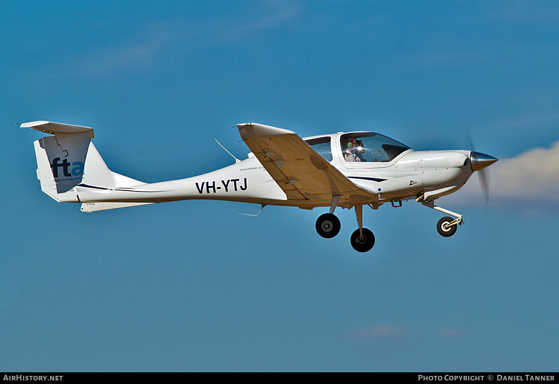 Aircraft Photo of VH-YTJ | Diamond DA40 Diamond Star | Flight Training Adelaide - FTA | AirHistory.net #15290